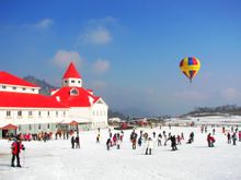 西嶺雪山滑雪場(冬季) 西嶺雪山滑雪場(冬季)